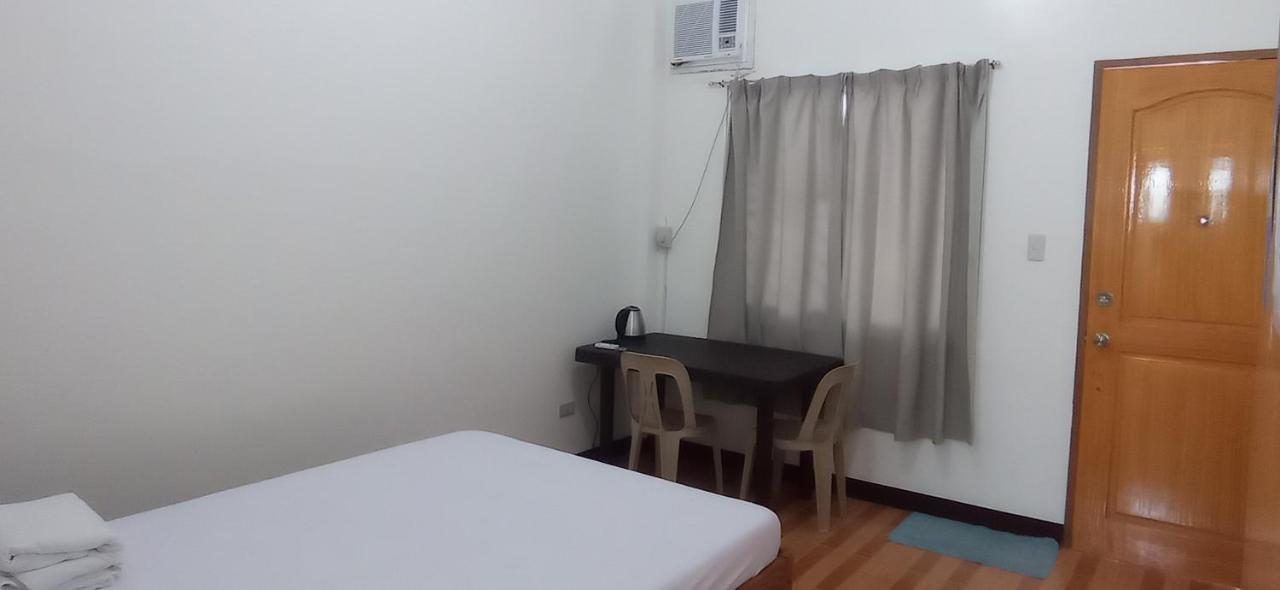 Villa Peralta Inn Donsol Εξωτερικό φωτογραφία